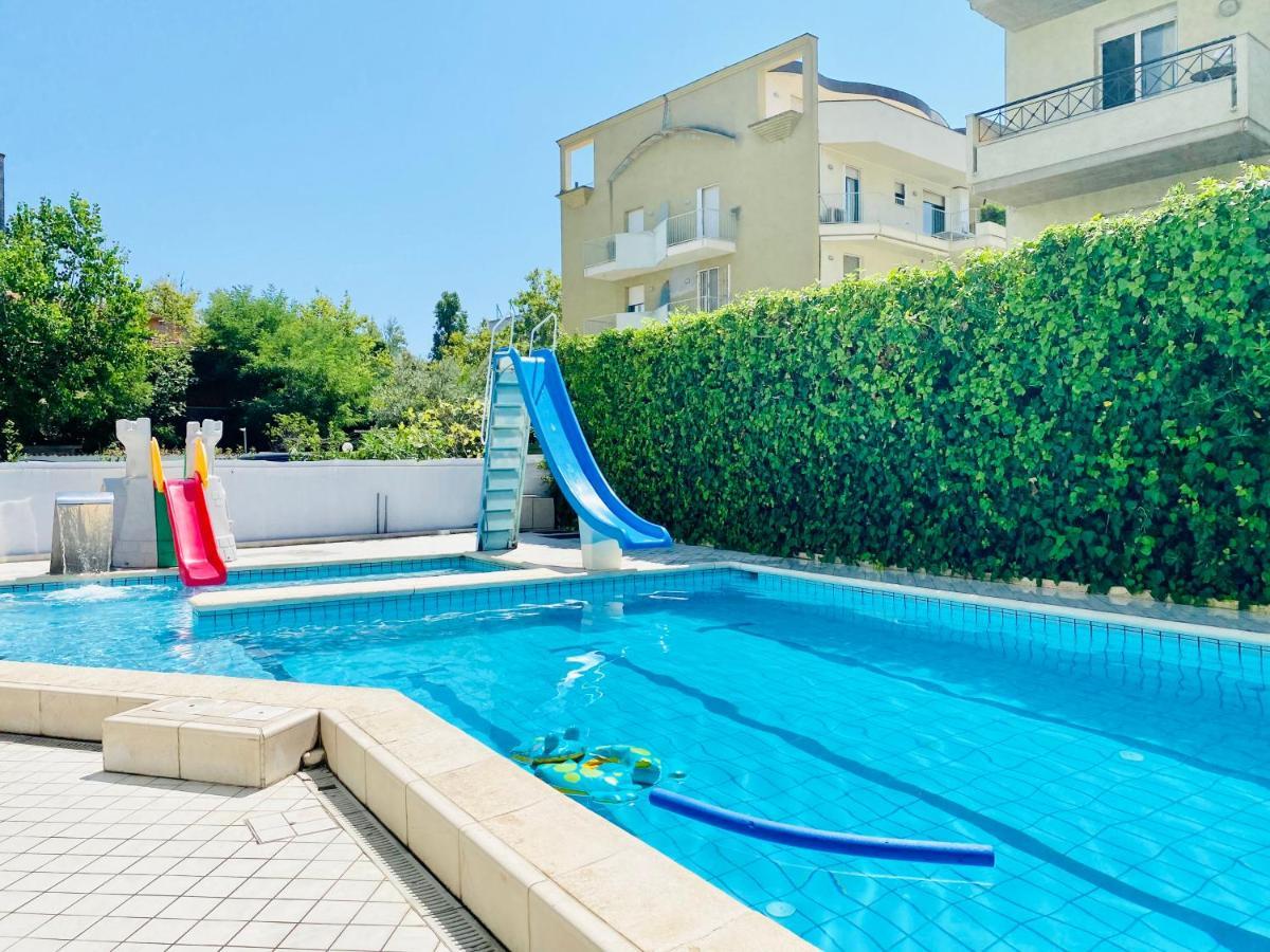 Noha Suite Hotel 里乔内 外观 照片